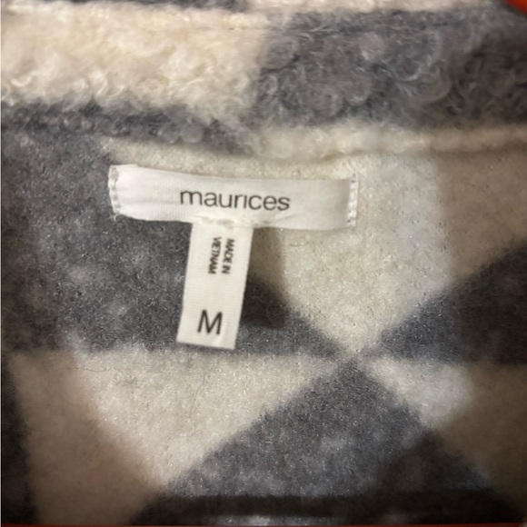 Maurices Grey Geo Longline Shacket - Picture 3 of 4